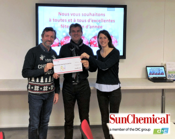 Remise de Ch�que Sun Chemical SA