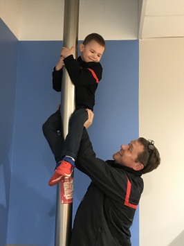 Maxence dans la peau d'un sapeur pompier