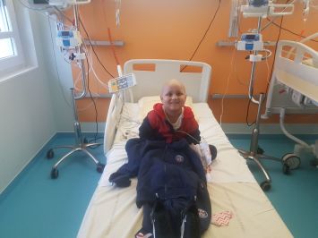 Une tenue compl�te du PSG pour Seven