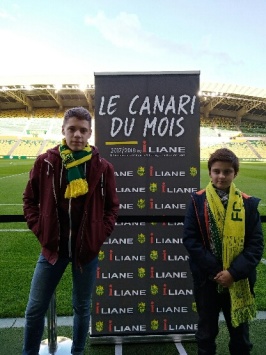 une soir�e Foot � Nantes pour Mario et Gautier.