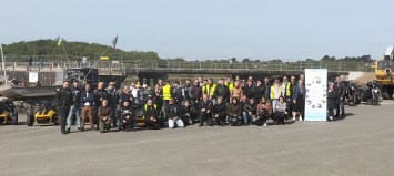 Un grand merci à tous les motards Un grand merci à tous les motards