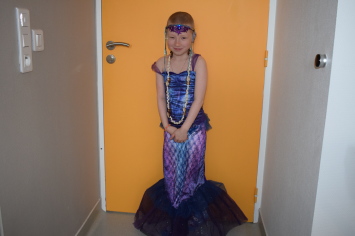 Angelyna la nouvelle petite sirène Angelyna la nouvelle petite sirène