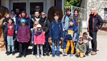 Malonn, Léonie, Hanaé et Ghyslain, avec leurs familles au Zoo de Beauval Malonn, Léonie, Hanaé et Ghyslain, avec leurs familles au Zoo de Beauval