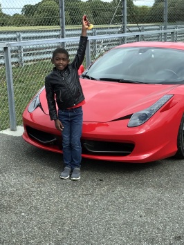 Ackramm voulait monter dans une Ferrari 