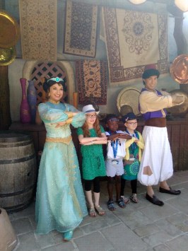 Le monde Merveilleux de Mickey pour Emma et Beyla