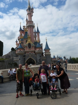 Le rêve de Nohann et Chaïma - aller à Disneyland Le rêve de Nohann et Chaïma - aller à Disneyland
