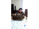 Laurine r�vait d'avoir un sac Louis Vuitton